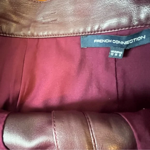 French Connection Elegant Burgundy Faux Leather Mini Skirt Size 8 - Picture 5 of 7